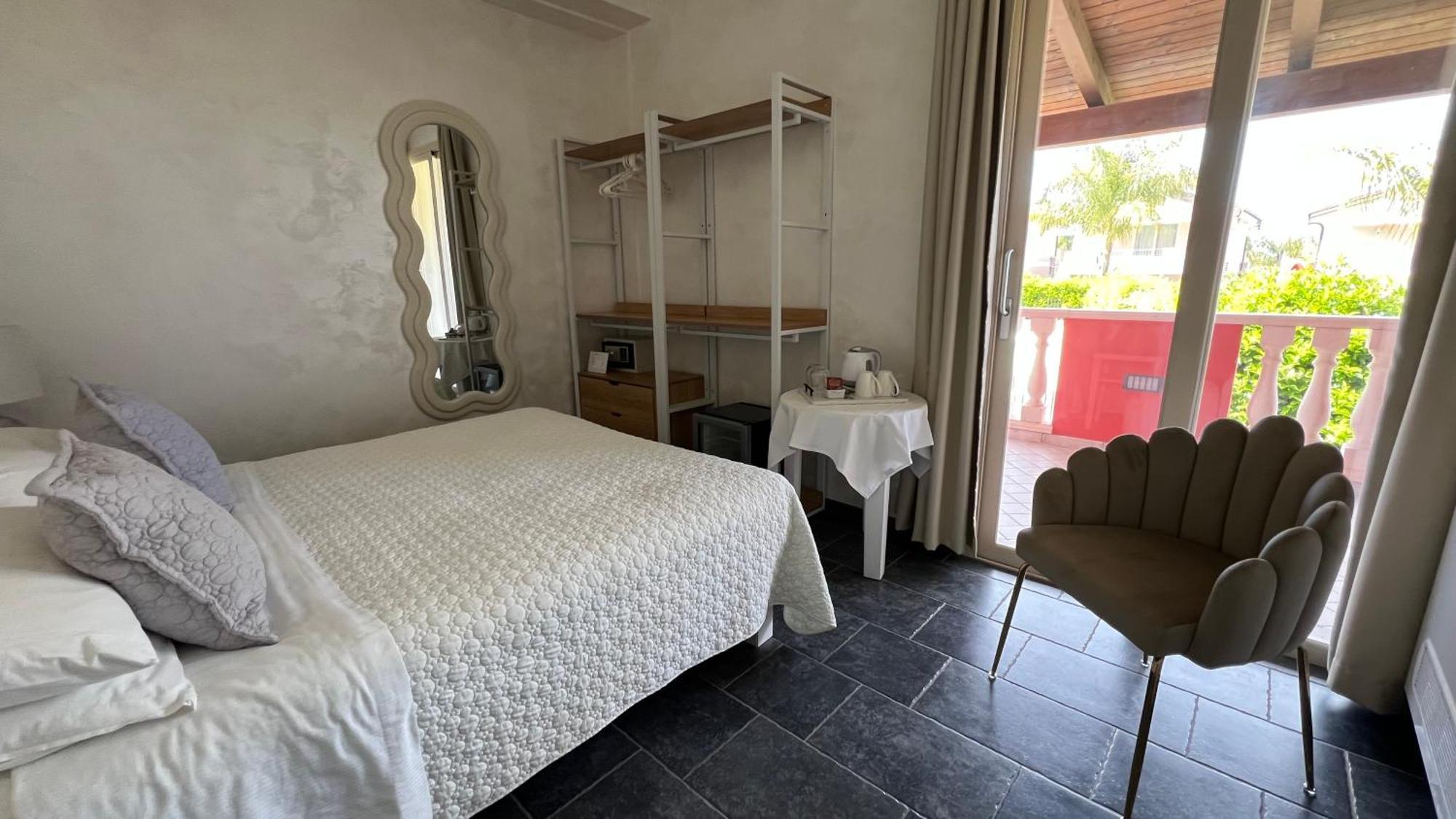 Borgo Di Santa Barbara Hotel ซานตาโดเมนิกา ภายนอก รูปภาพ